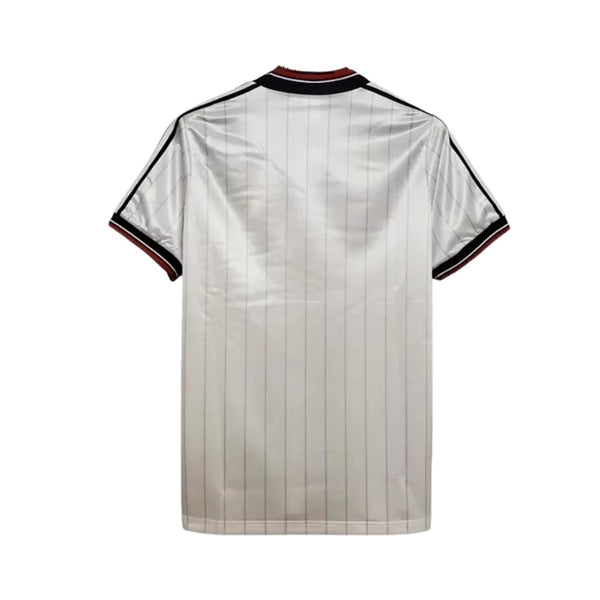 Alternativa del Manchester United 83/84