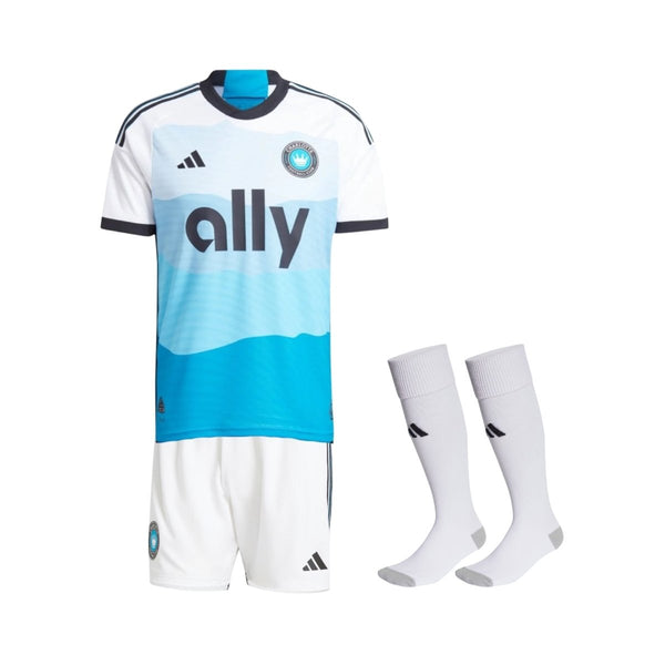 Kit infantil Charlotte 24/25