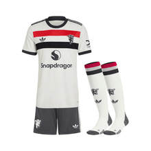 Tercera equipación infantil del Manchester United 24/25