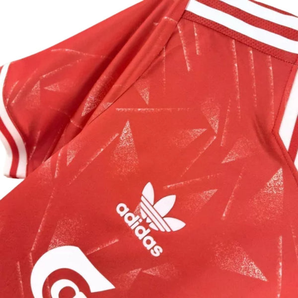 Edición especial de Liverpool 24/25