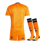 Kit alternativo infantil del Real Madrid 24/25