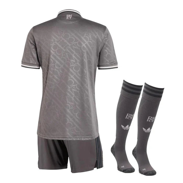Tercera equipación del Real Madrid 24/25