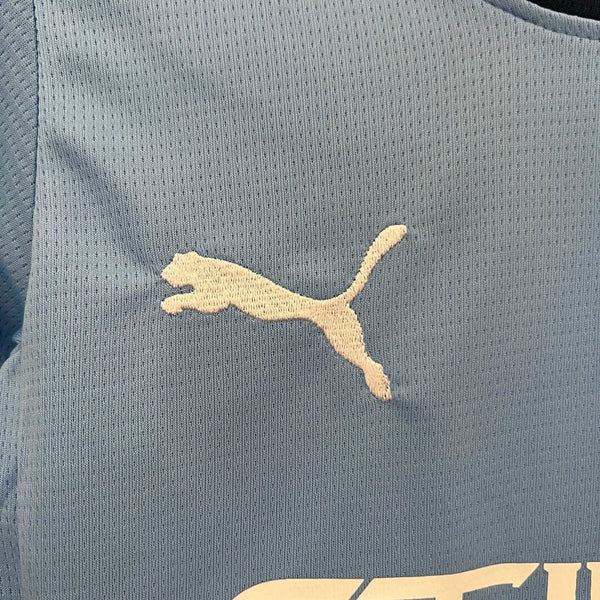 Kit local para niños del Manchester City 24/25