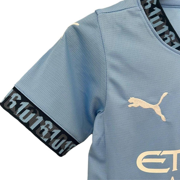 Kit local para niños del Manchester City 24/25